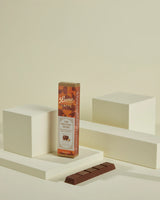 BARRETTA LEONE CIOCCOLATO AL LATTE CON NOCCIOLE INTERE